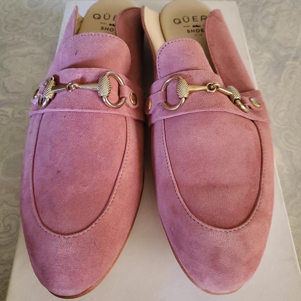 Quero Rose Suede Leather slip-on loafers Spain